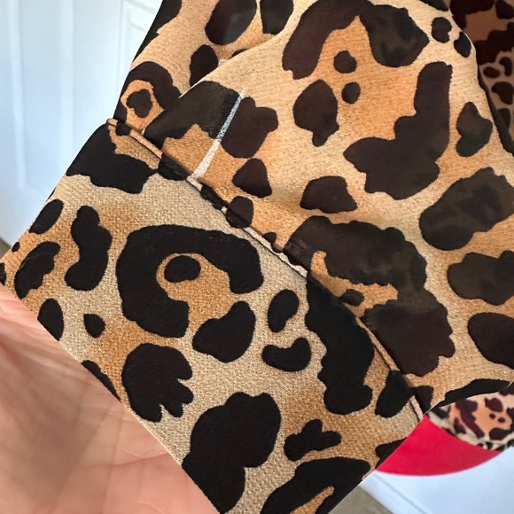 H&M Leopard Print Button-Up Blouse - Picture 3 of 10